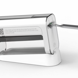 LOVE BEAUTY SKIN - SAFETY One Hand Dermaplaning Blade Remover, each